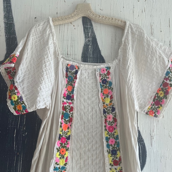 VINTAGE 70’S OAXACA Smock Midi Dress with Embroidered Flowers SZ: M/L - Picture 7 of 13